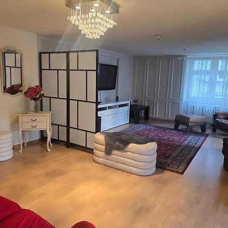 Perla 08 Проживание в семье *