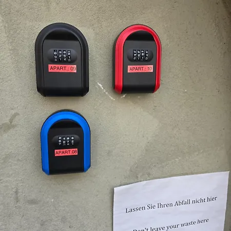 Проживание в семье Perla 08 Чур