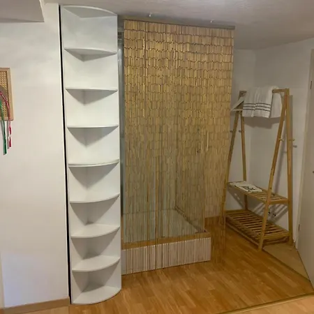 Проживание в семье Perla 08 Чур