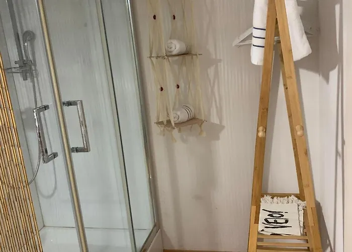 Perla 08 Quarto em Acomodações Particulares *