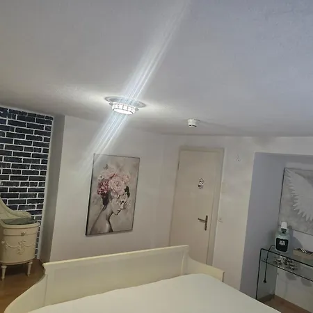 Perla 08 Homestay Chur