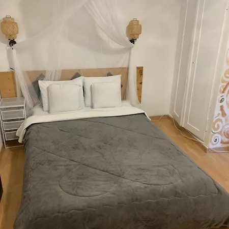 Quarto em Acomodações Particulares Perla